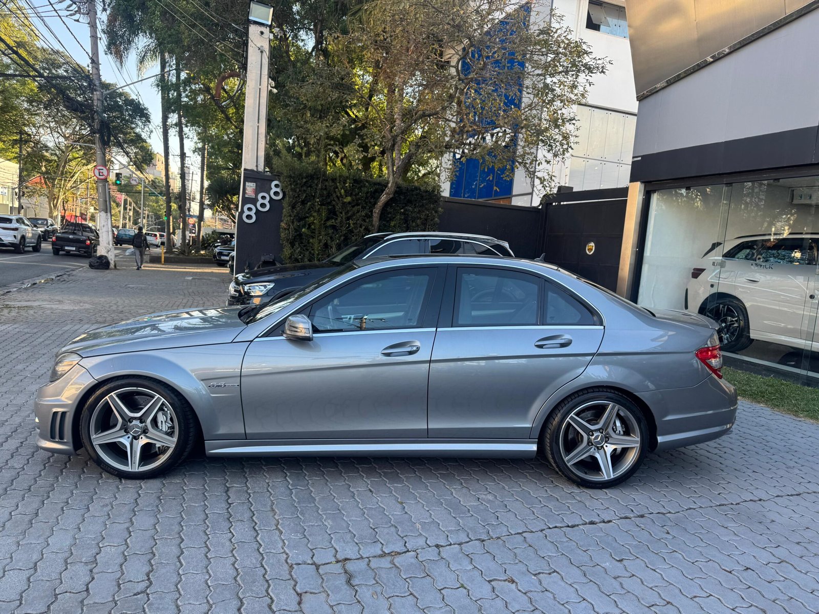 373fd8c3-1914-44d9-a2e9-d33f89aff506