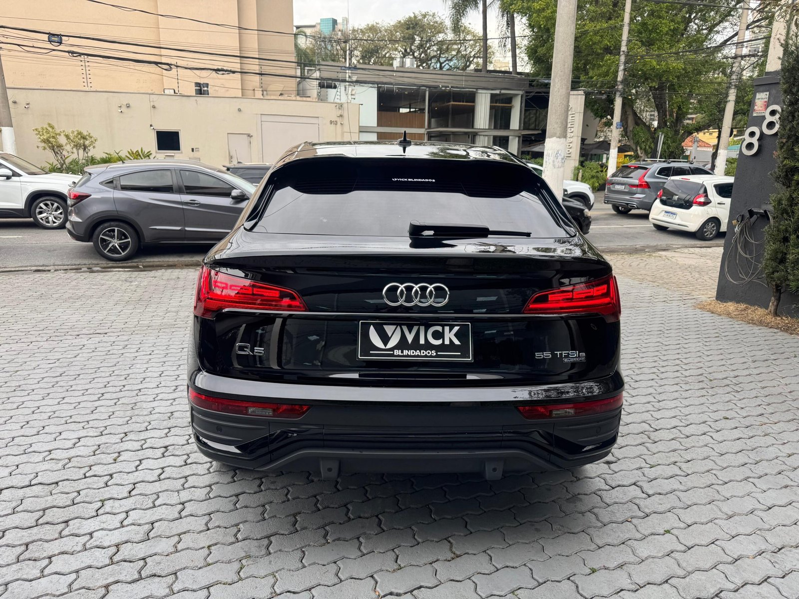 6ecc5b52-7348-4a79-bf4a-267b1db33d32