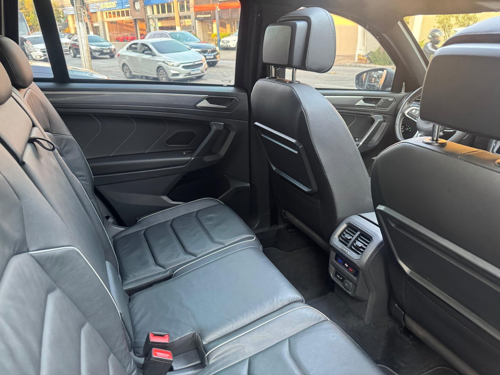 90dde2f9-2b8e-4308-ae64-8cd5ed0f1e88