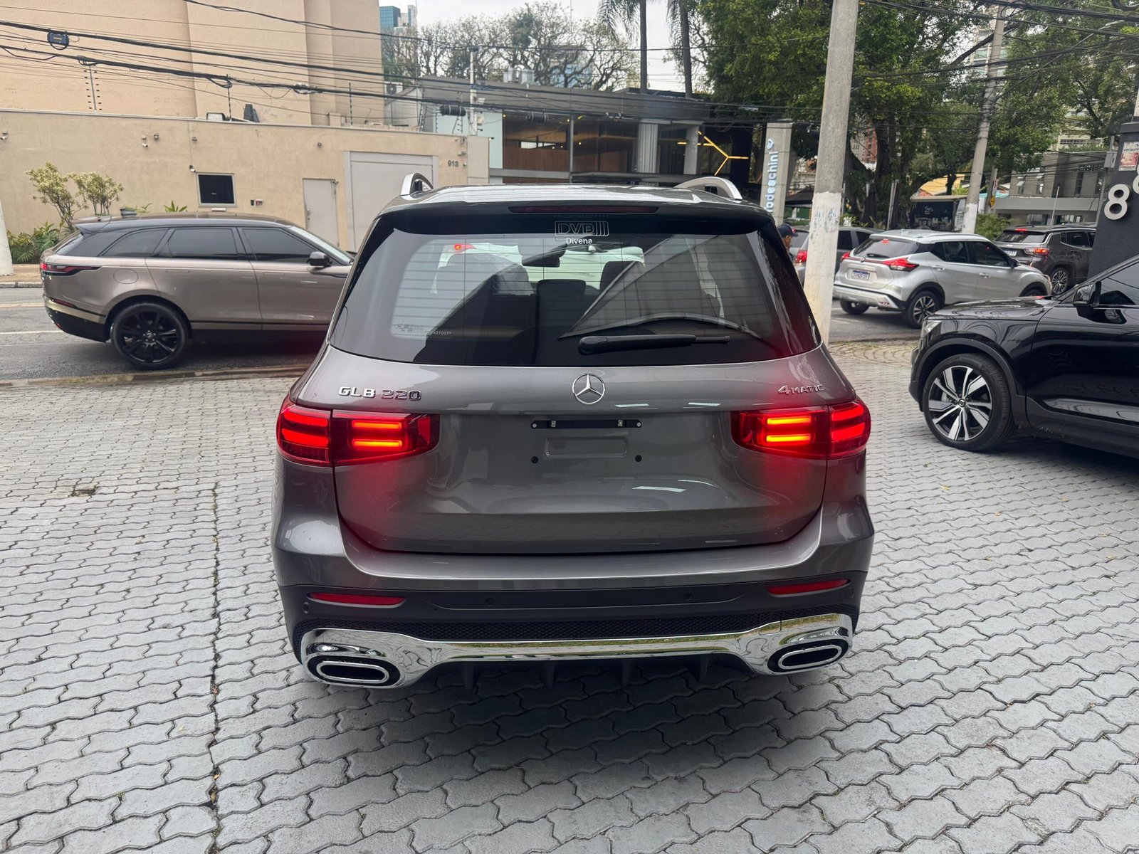 99d33829-c2c3-49f9-a470-a3791ba3fb60