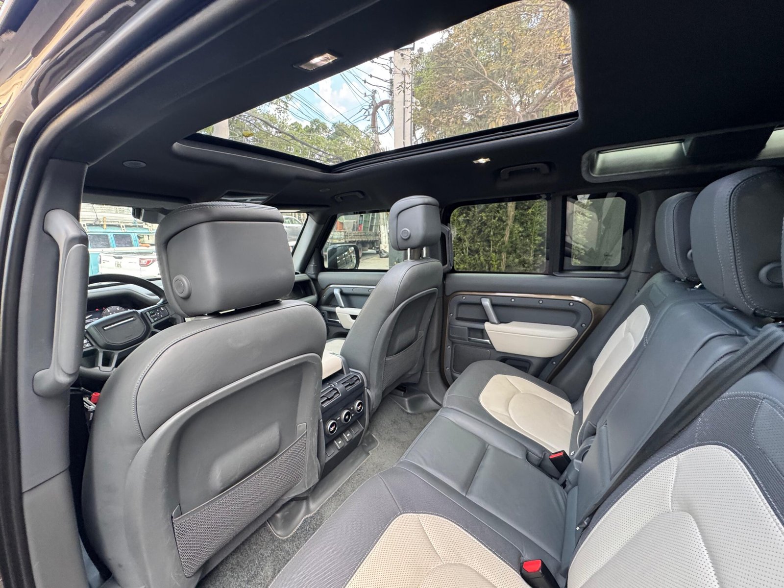 cf3f3bb8-64bc-4448-b18b-ab2176efa78b