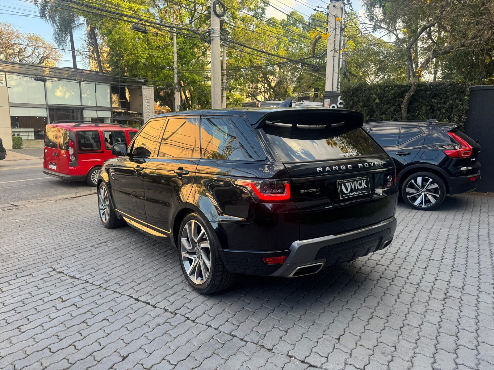 85c9a698-670b-4ec9-841f-d90b6b098b19