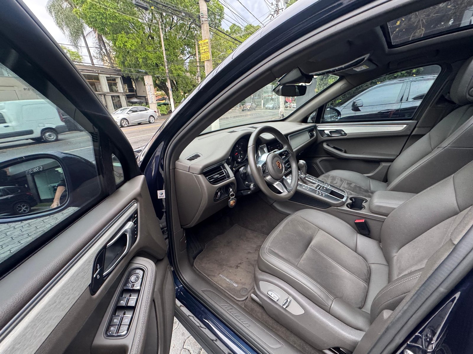 d02775c1-8565-4dcd-959b-c0b5abd95ef9