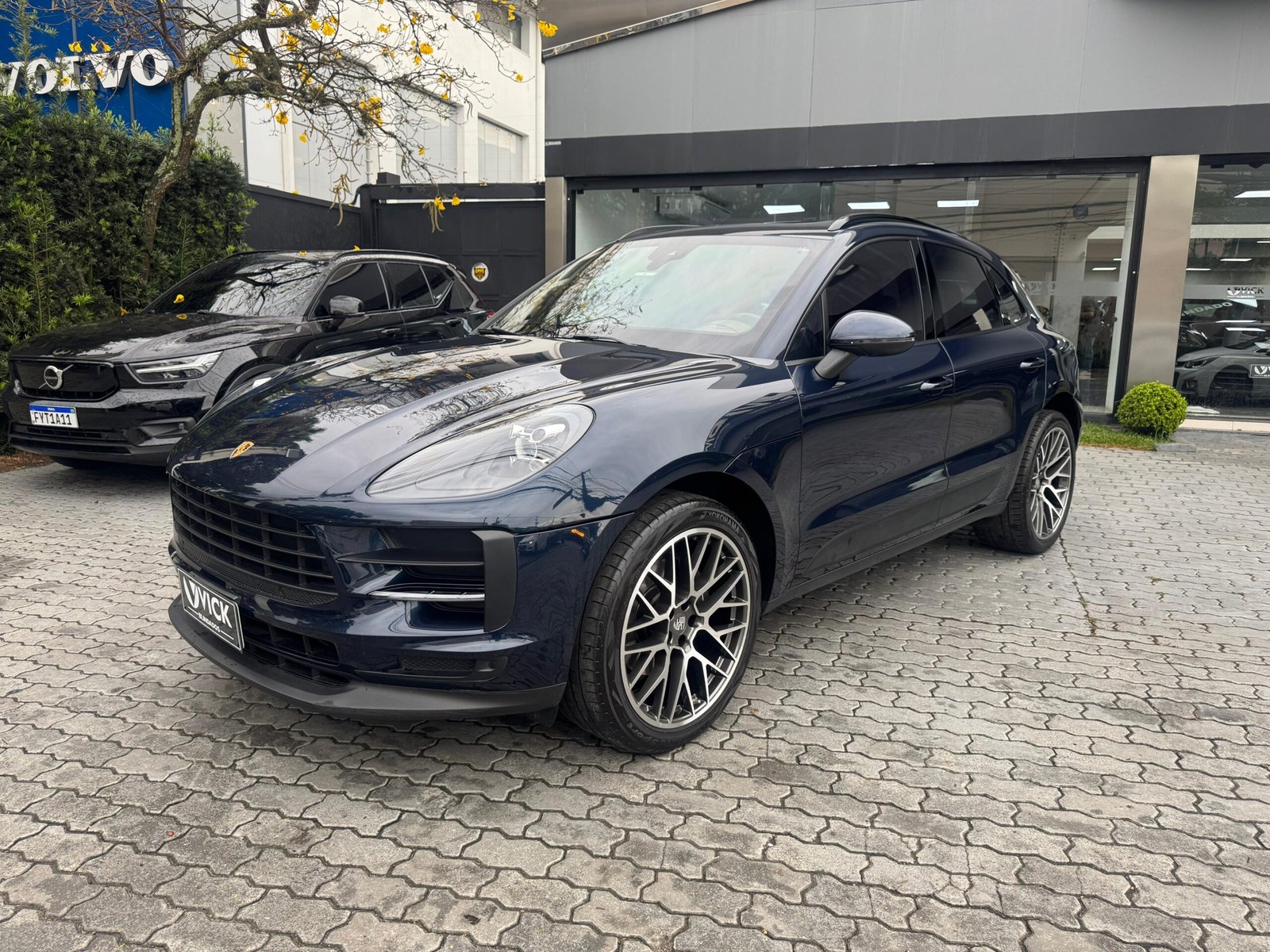 d481c409-13cd-409e-94b2-7d765d907116