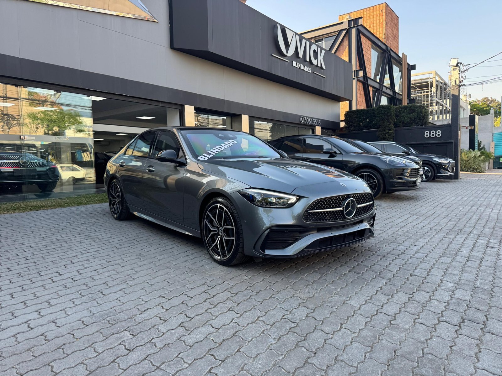 dd25da23-682c-415f-9669-61b959557057