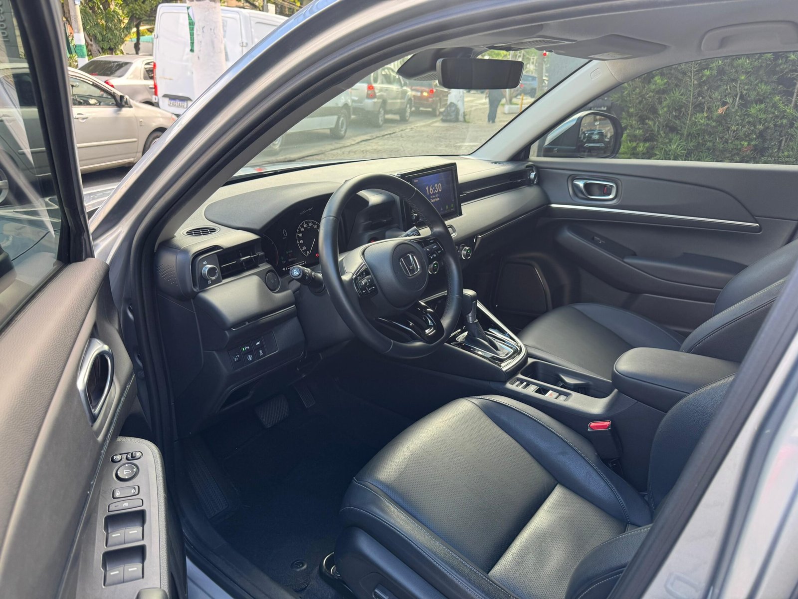 f1b6bd5f-b3f6-4d63-a14b-0a4304a58778